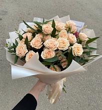 Букет Кремовые розы Латте в Хабаровске